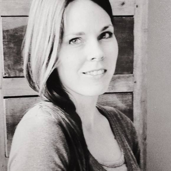 Meet your Posher, Vanessa - Picture 1 of 1